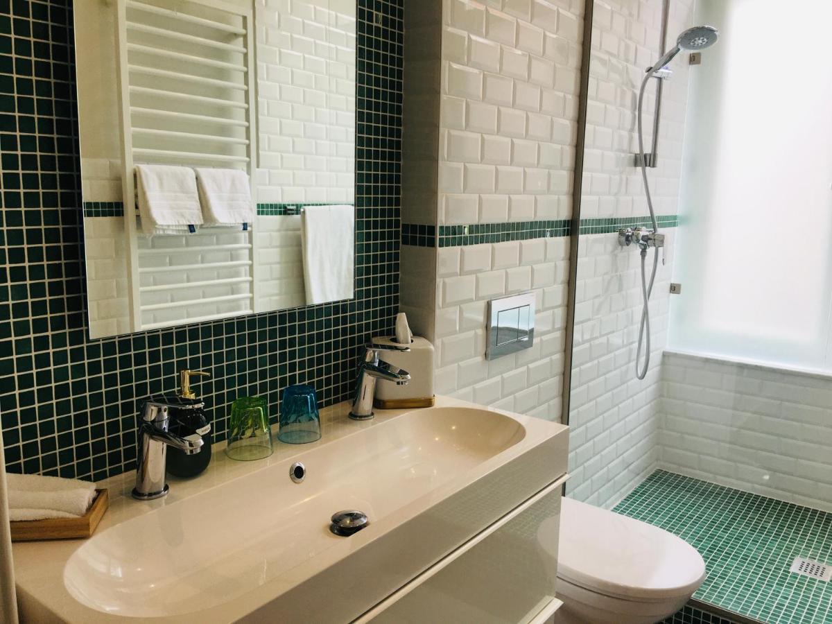 Blue Alice Brussels Aparthotel Εξωτερικό φωτογραφία