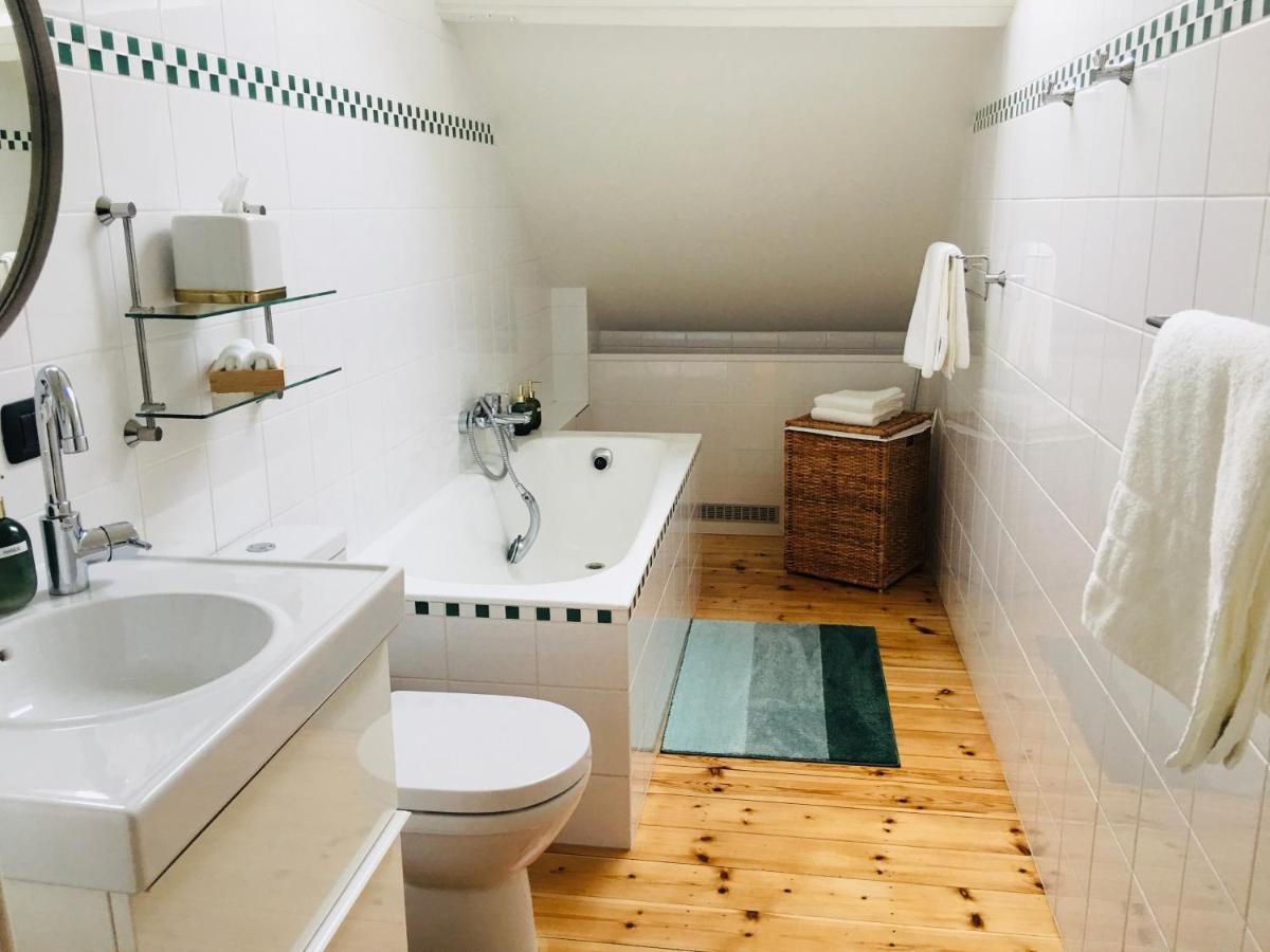 Blue Alice Brussels Aparthotel Εξωτερικό φωτογραφία